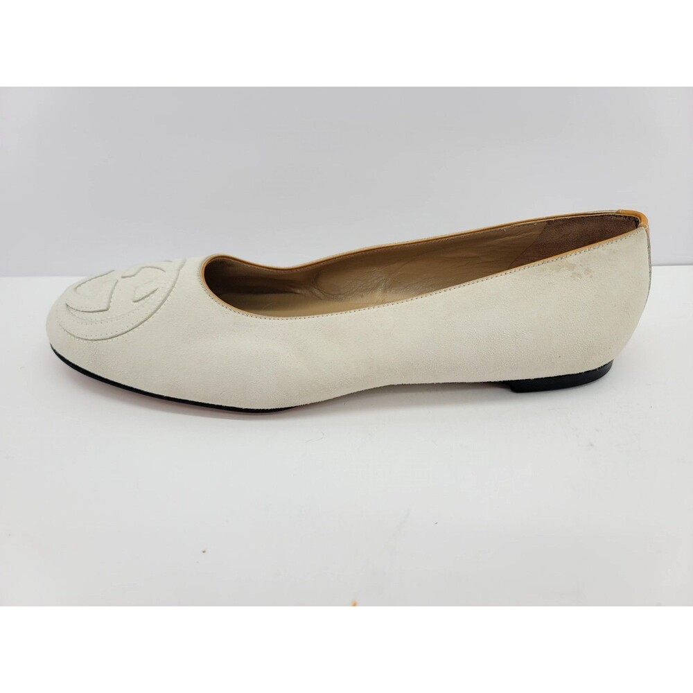 Gucci Women's Size 7 Beige Suede Ballet Flats Slip-On Round Toe Logo - Picture 3 of 9